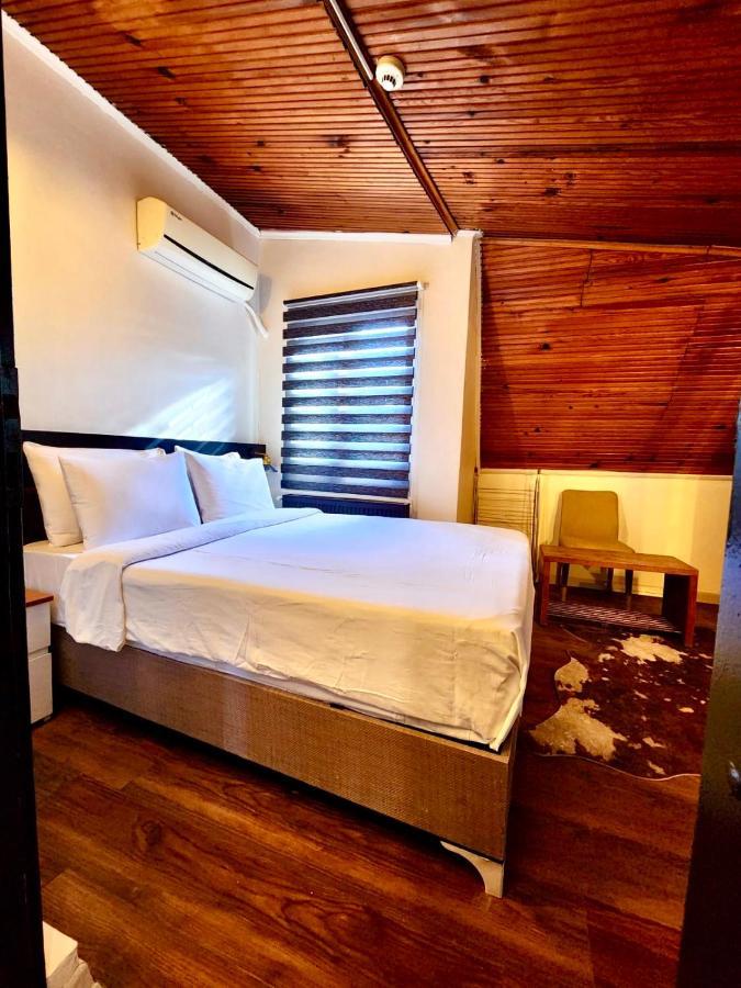 Mates Istiklal Suites 伊斯坦布尔 外观 照片