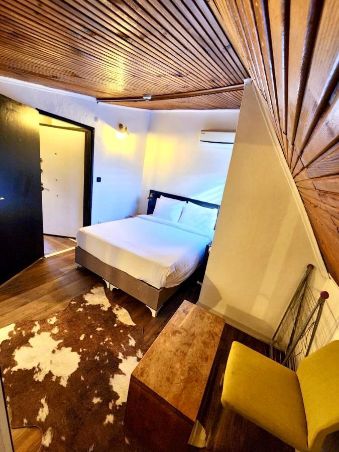 Mates Istiklal Suites 伊斯坦布尔 外观 照片